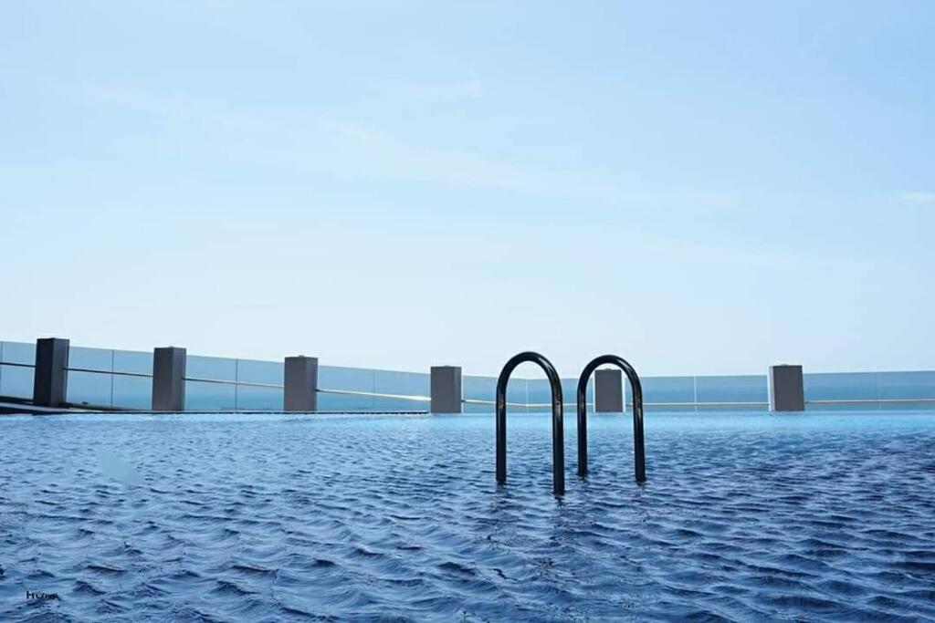 Seaview#Warmth#Netflix#Privatebathtub#Seasideluxurycondo#Imperioresidence ملقا المظهر الخارجي الصورة
